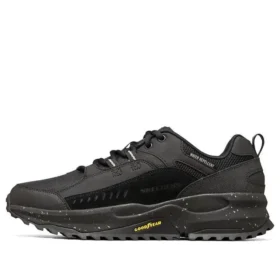 Bionic Trail Low-Top Sneakers Black