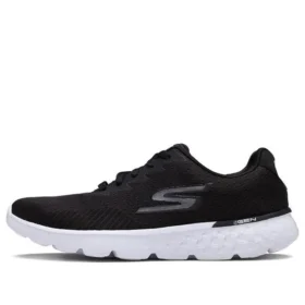 Go Run 400 Generate low Black/White
