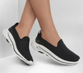 GO WALK 8 –&nbsp;Julietta