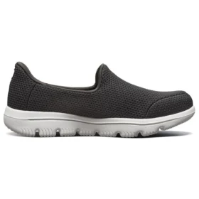 Go Walk Evolution Ultra “Black White”