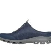 Relaxed Fit: Glide-Step Comfort